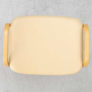 Yngve Ekström, fotpall "Lamino", Swedese, 2013.