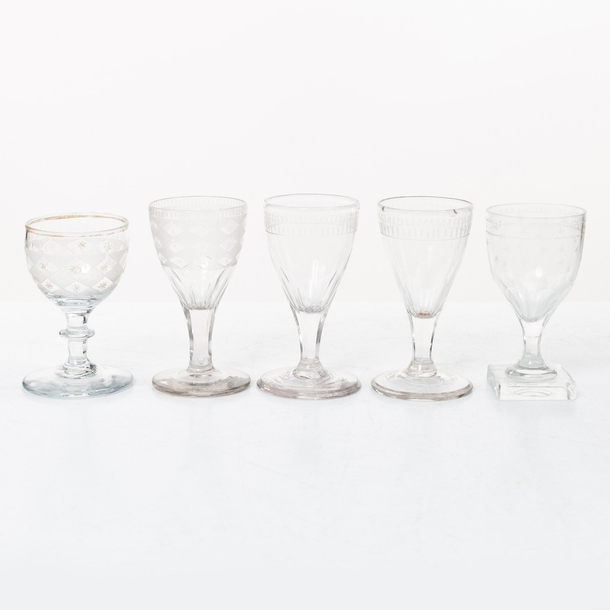 A set of thirty late Gustavian glasses, including from Casimirsborgs glassworks, late 18th/early19th century.