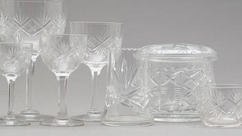 GLASSERVIS, ca 114 dlr, 1900-talets första hälft.