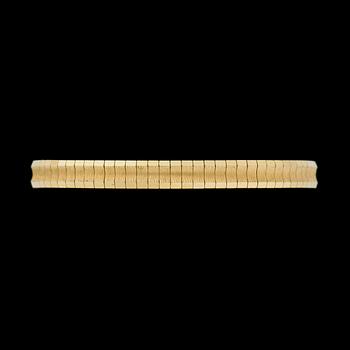 ARMBAND, 18 k guld. Vikt ca 25 g.