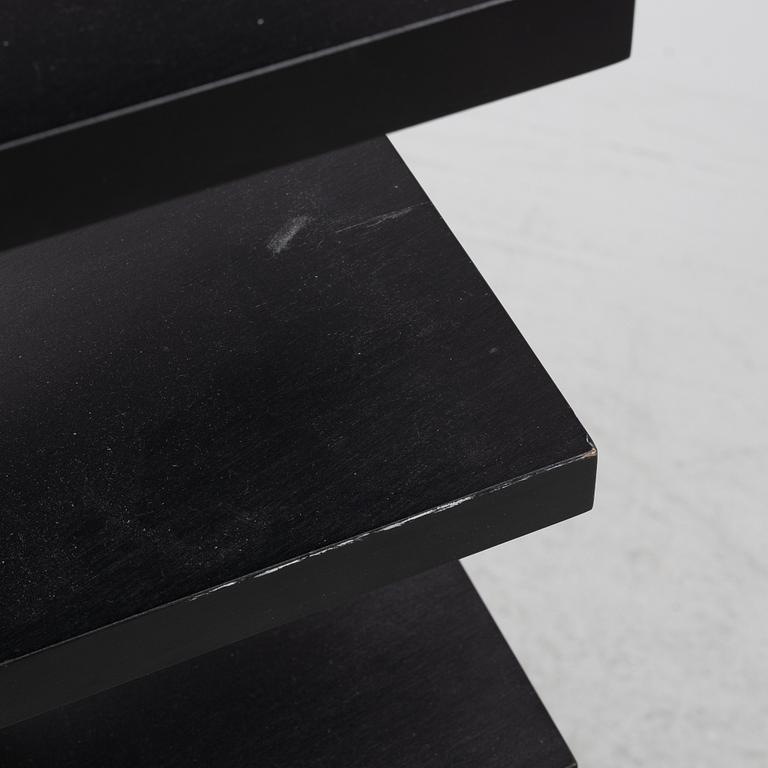 John Kandell, Shelf, 'Pilaster', Källemo.