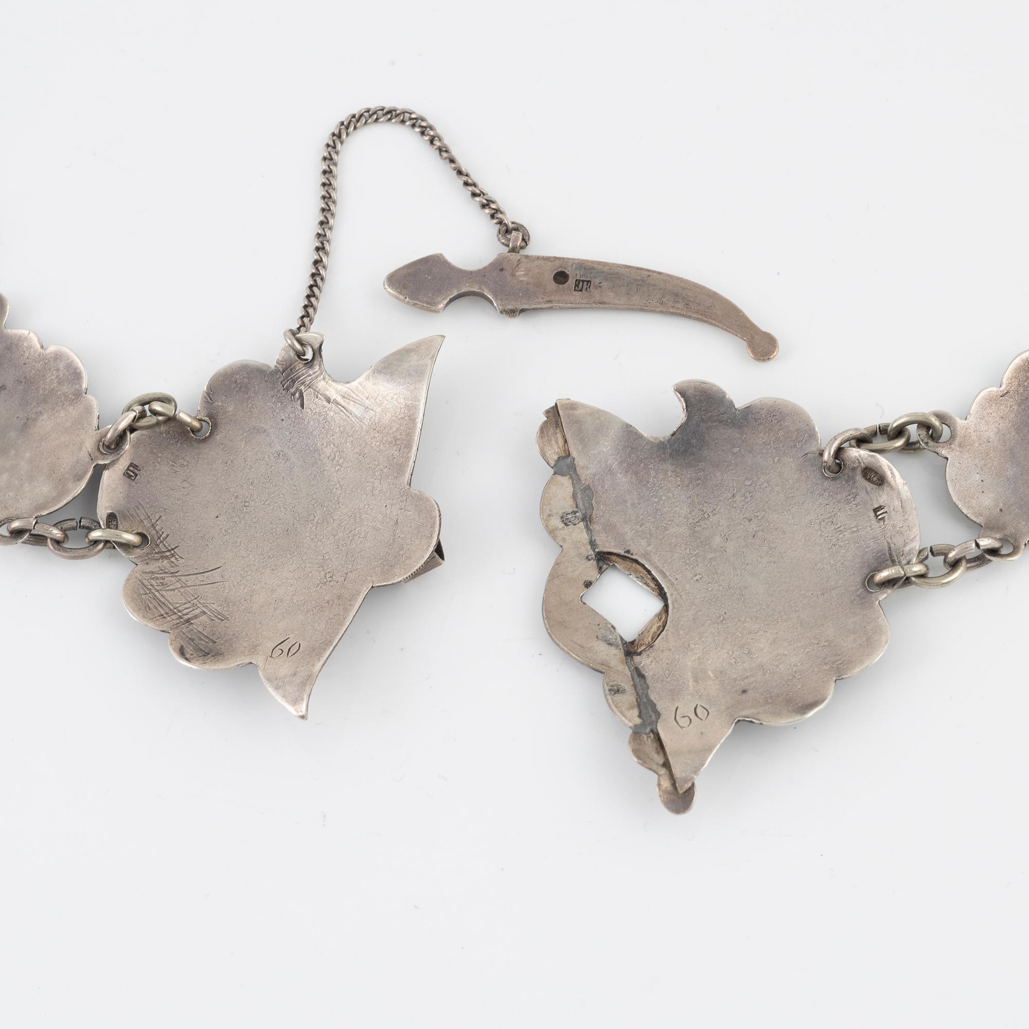 Skärp samt hänge, silver, omkring år 1900.