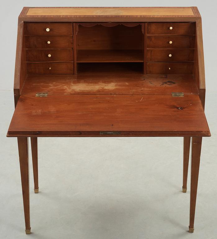 SEKRETÄR, Gustaviansk stil, 1900-tal.