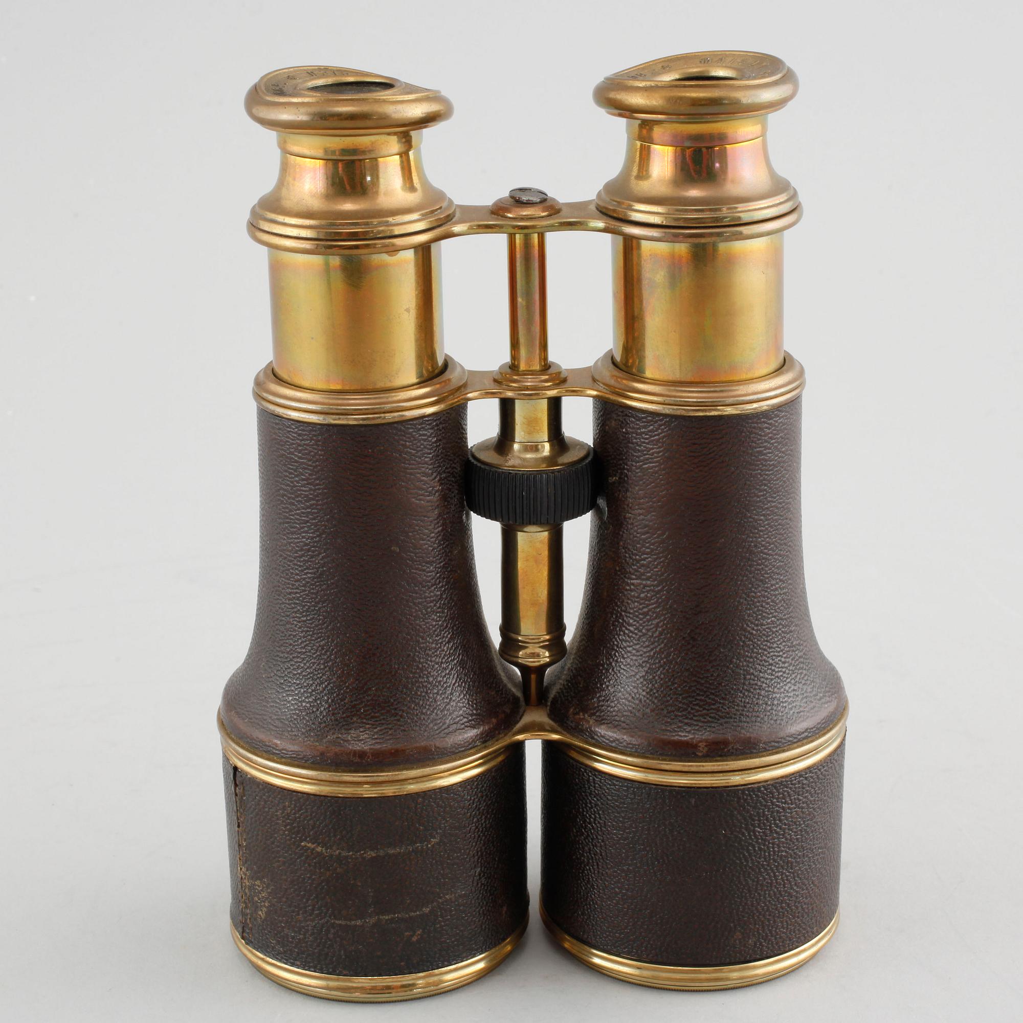 A early 20th century binoculars from Maison Crosti.