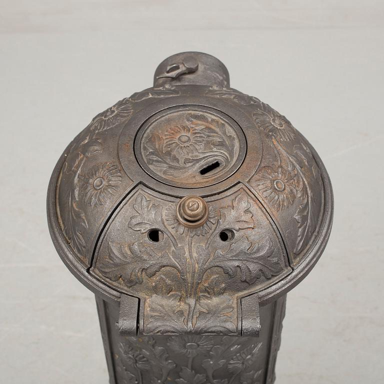 A cast iron stove by Husqvarna, model No 78, early 20th century.