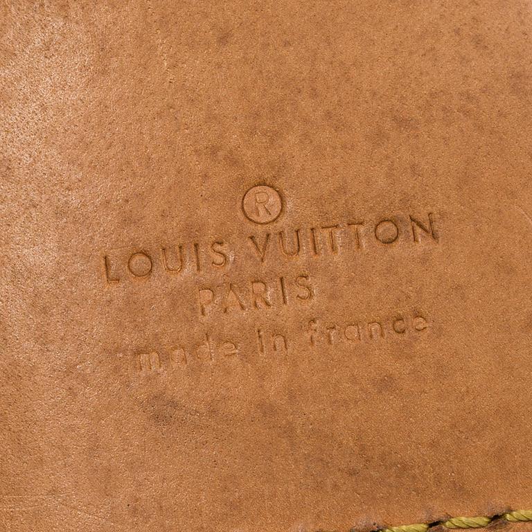 LOUIS VUITTON, a 'Sac Chasse Kelber'.