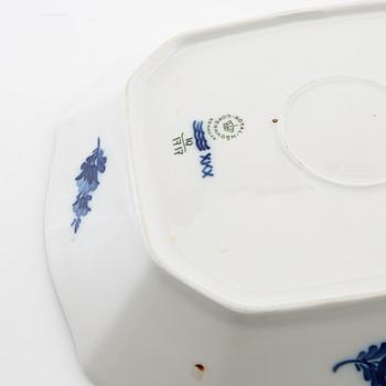 Servis  "Blå Blomst" ca 59 dlr Royal Copenhagen Danmark porslin.