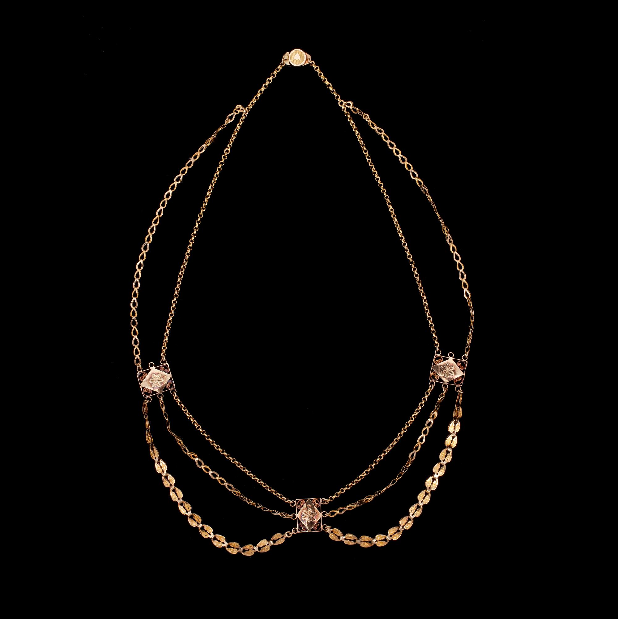 NECKLACE, gold, ca 1800.