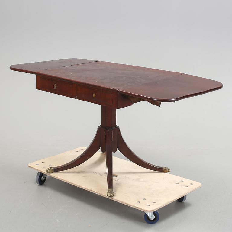 KLAFFBORD, England, 1800-tal.
