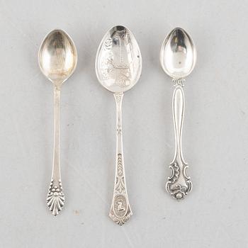 Silver coffee spoons (36 pieces).