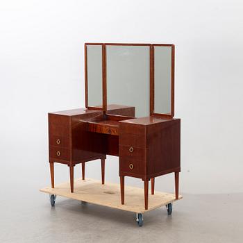 A mid 20th century dressing table.