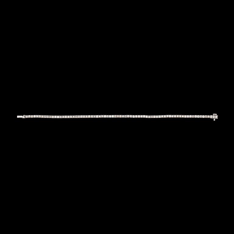 ARMBAND, briljantslipade diamanter, tot. 4.01 ct.