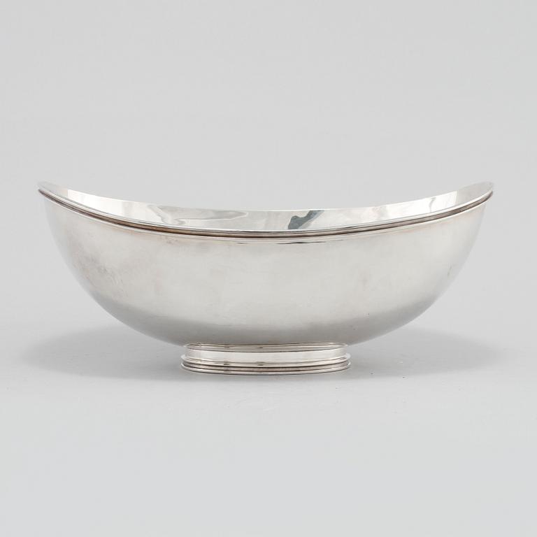 SKÅL, silver, svenska importstämplar, 1900-tal. Vikt 644 g.