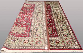 A CARPET, Tabriz, ca 381 x 302 cm.