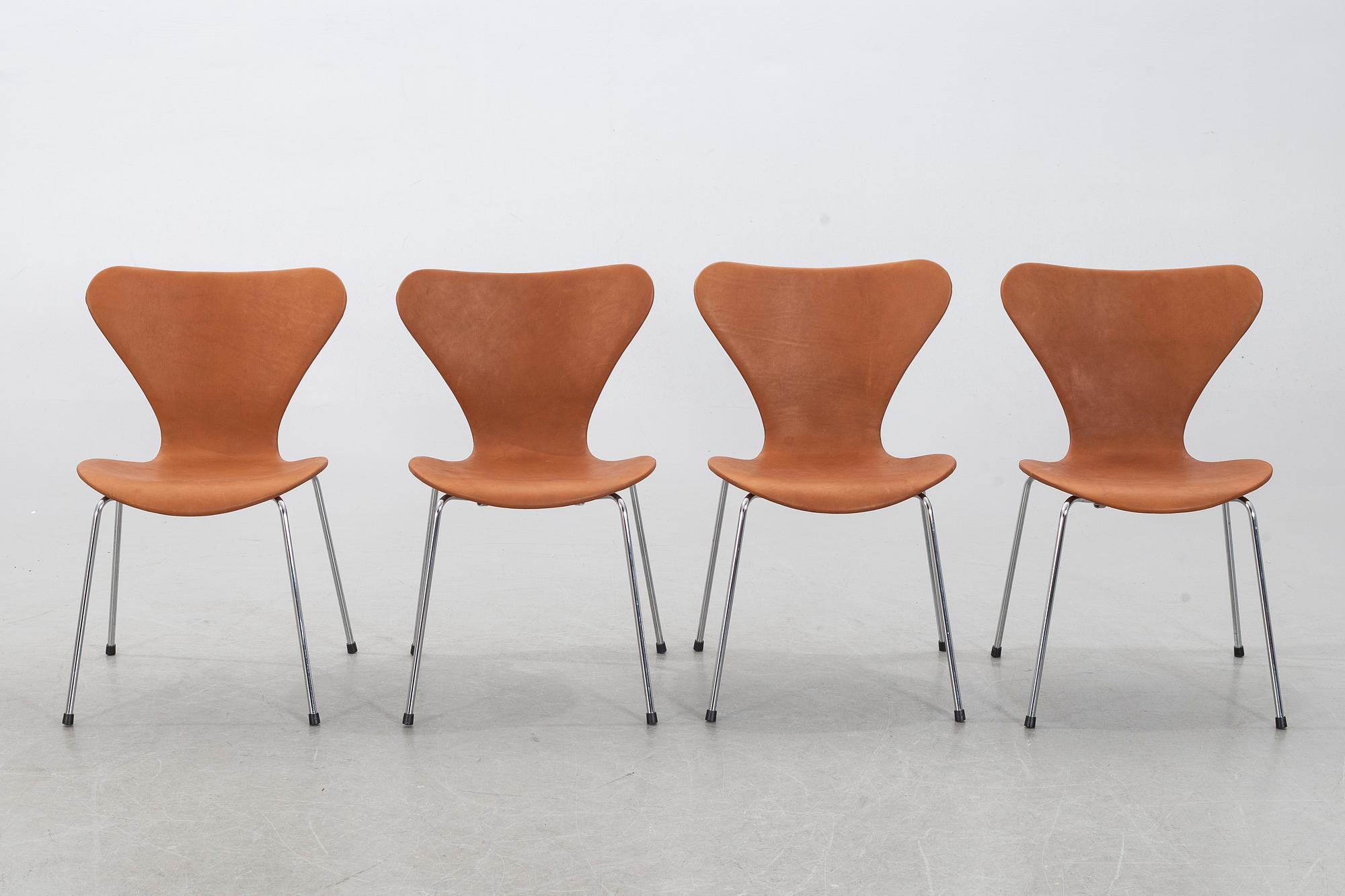 ARNE JACOBSEN, "Sjuan", 6 chairs, Fritz Hansen, Denmark.