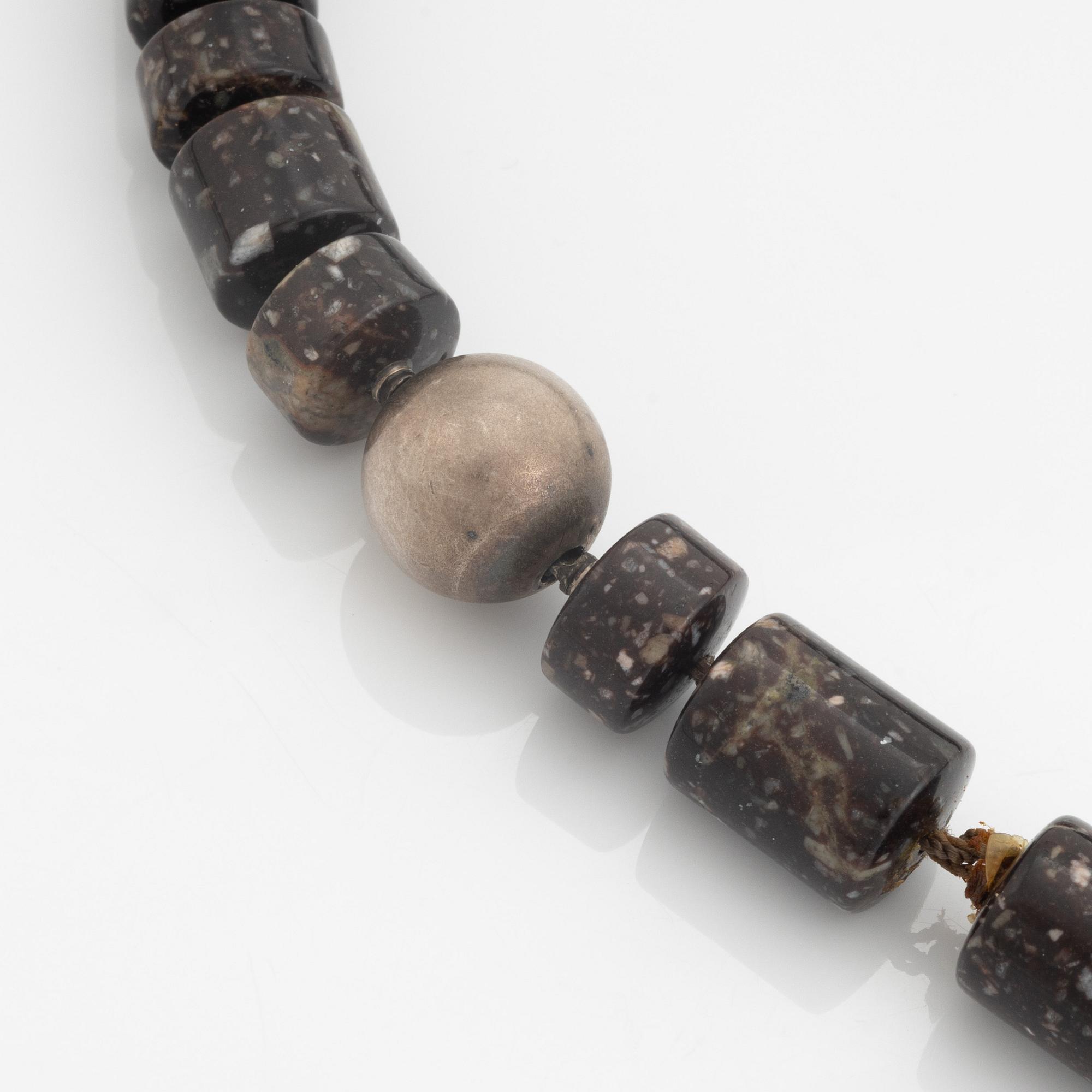 porphyry necklace, silver clasp, Gaudy.