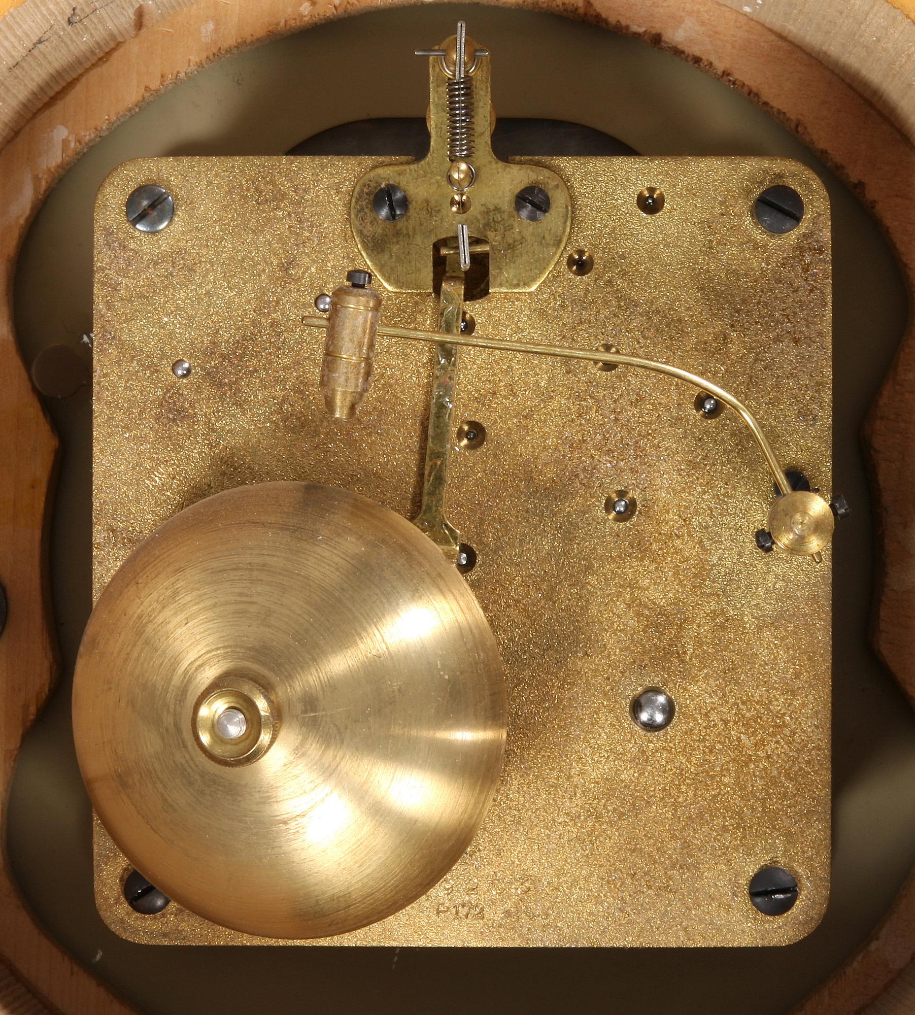 VÄGGUR, gustaviansk stil, 1900-tal.