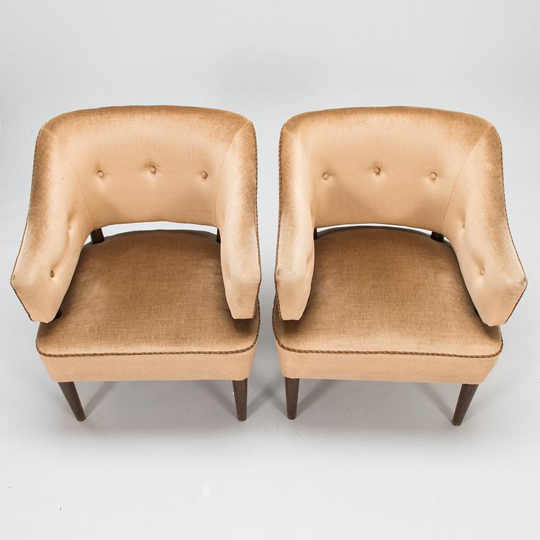 A pair of 1940's armchairs for Oy Stockmann Ab, Keravan puusepäntehdas.