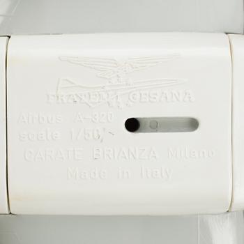MODELLFLYGPLAN, displaymodel, Airbus A320, skala 1/50.