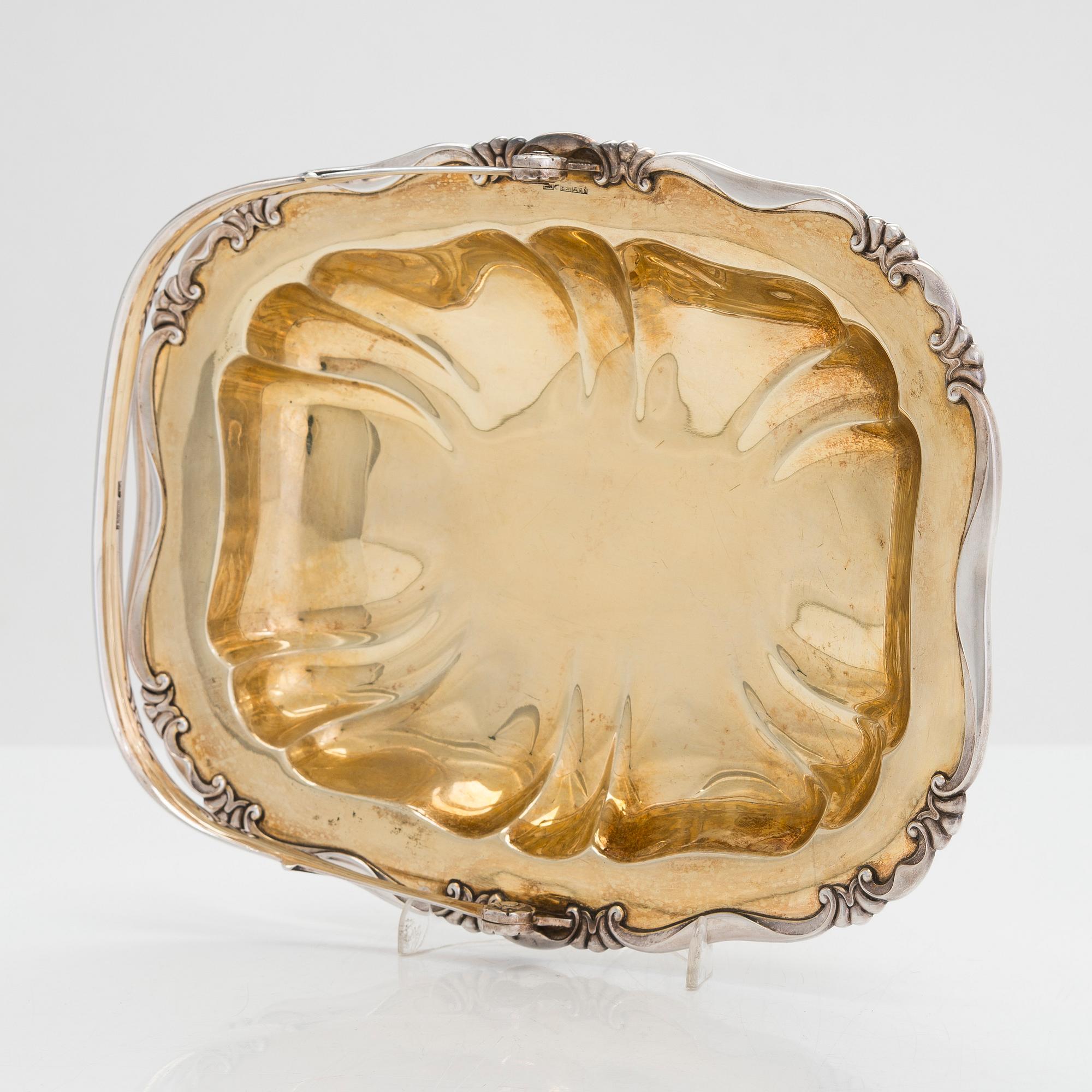 A 1940s parcel-gilt sweetmeat basket, Auran Kultaseppä oy, Turku 1946.
