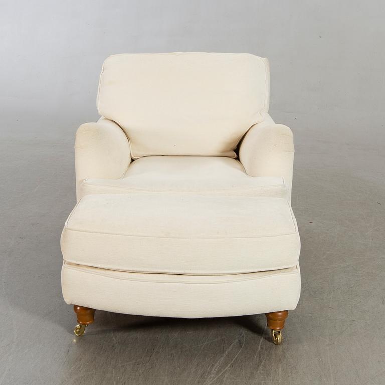 Fåtölj med fotpall, "Howardmodell", Englesson, 2000-tal.