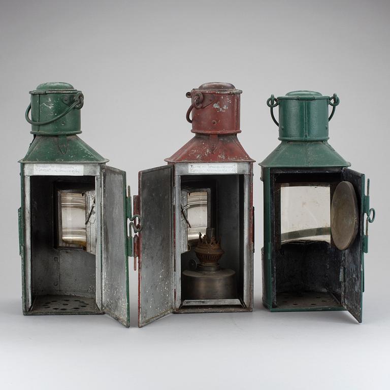 LANTERNOR 3 st, bla J.C. Larsén och Co, Stockholm, 1800-tal.