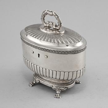 SOCKERSKRIN, silver, empire, Anders Lundqvist, Stockholm 1832. Vikt 828 g.