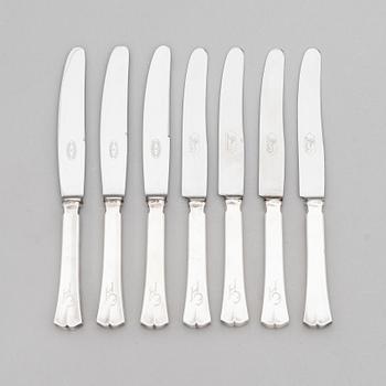 A 39-piece set of 'Jousi' (Bow) silver cutlery, Kultakeskus, Hämeeninna 1953-1966.