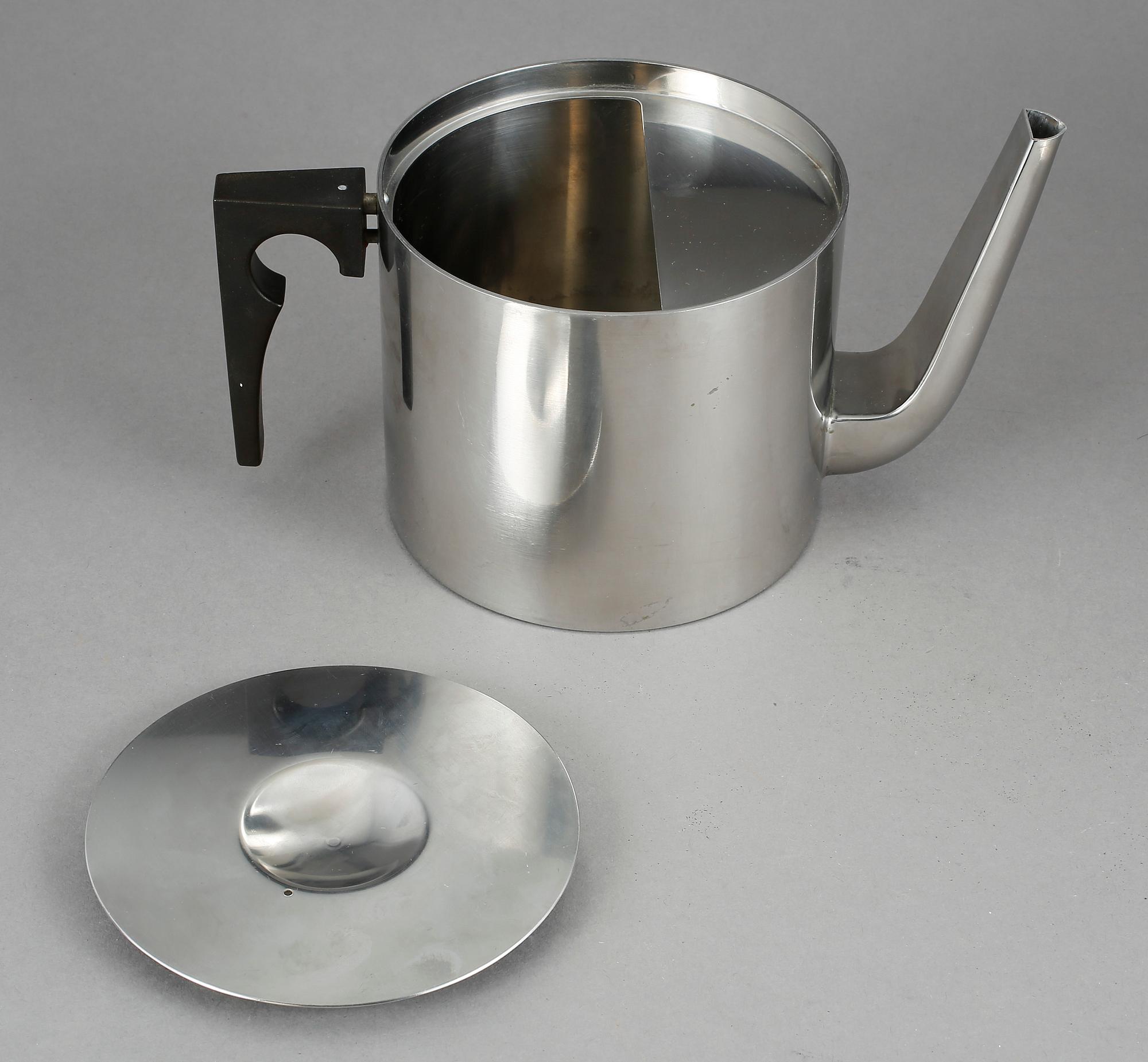 TEKANNA, "Cylinda Line", Arne Jacobsen, Stelton, Danmark.