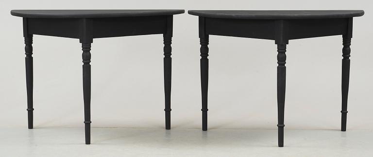 VÄGGBORD / KONSOLBORD, 2 st, 1900-tal.
