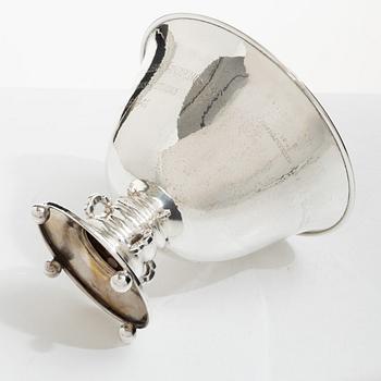 C.G. Hallberg, A Swedish silver bowl, mark of CG Hallberg, Stockholm 1925.