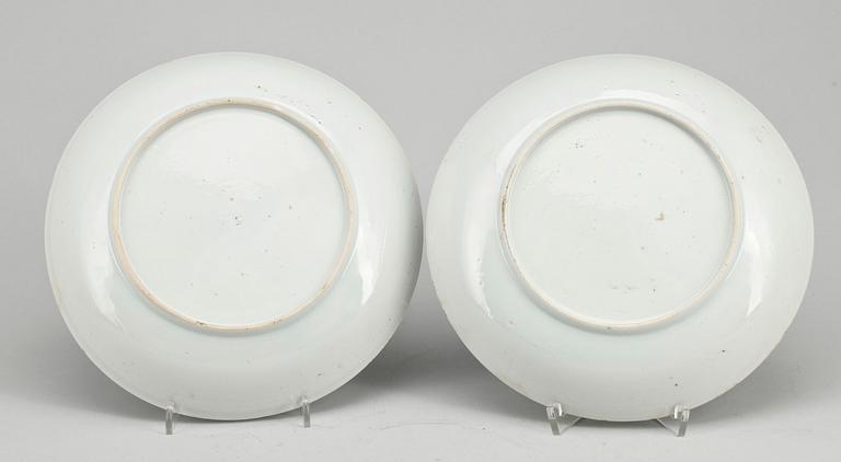 SKÅLFAT, två par, porslin, Kina Qingdynastin, Qialong 1736-95.