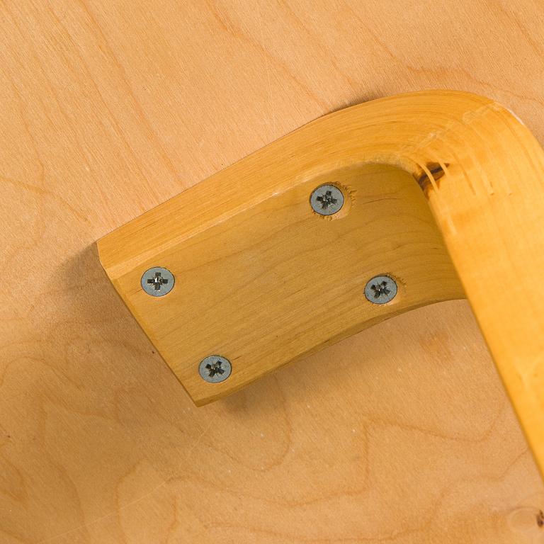 Alvar Aalto, Pöytä, malli 90A, Artek, 1900-luvun loppu.