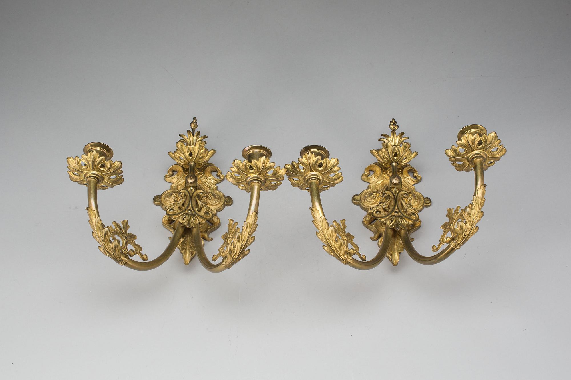 VÄGGLAMPETTER, ett par, 1800-talets slut.