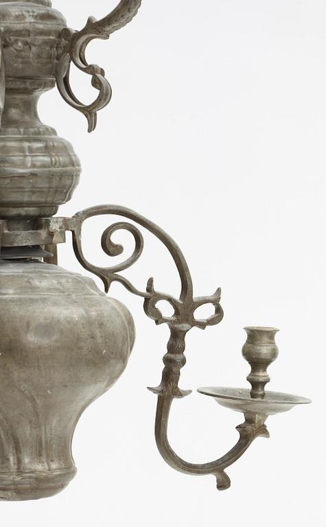 LJUSKRONA, barock, 1700-tal. H 73.
