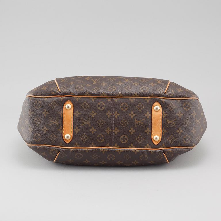 LOUIS VUITTON, a "Galleria GM" handbag.