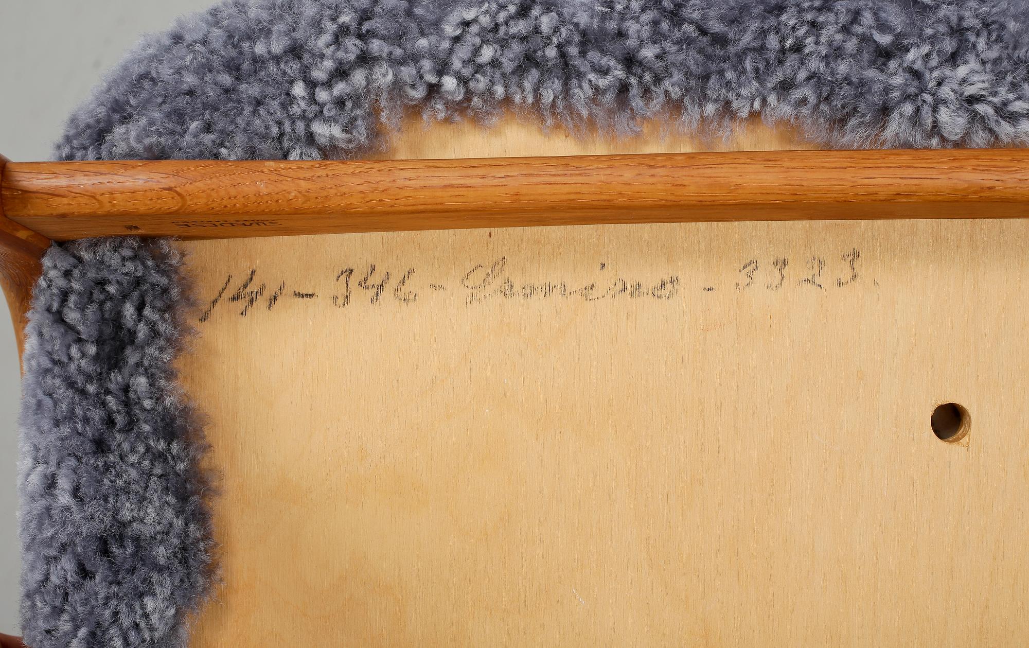 FÅTÖLJ MED FOTPALL. "Lamino", Yngve Ekström.