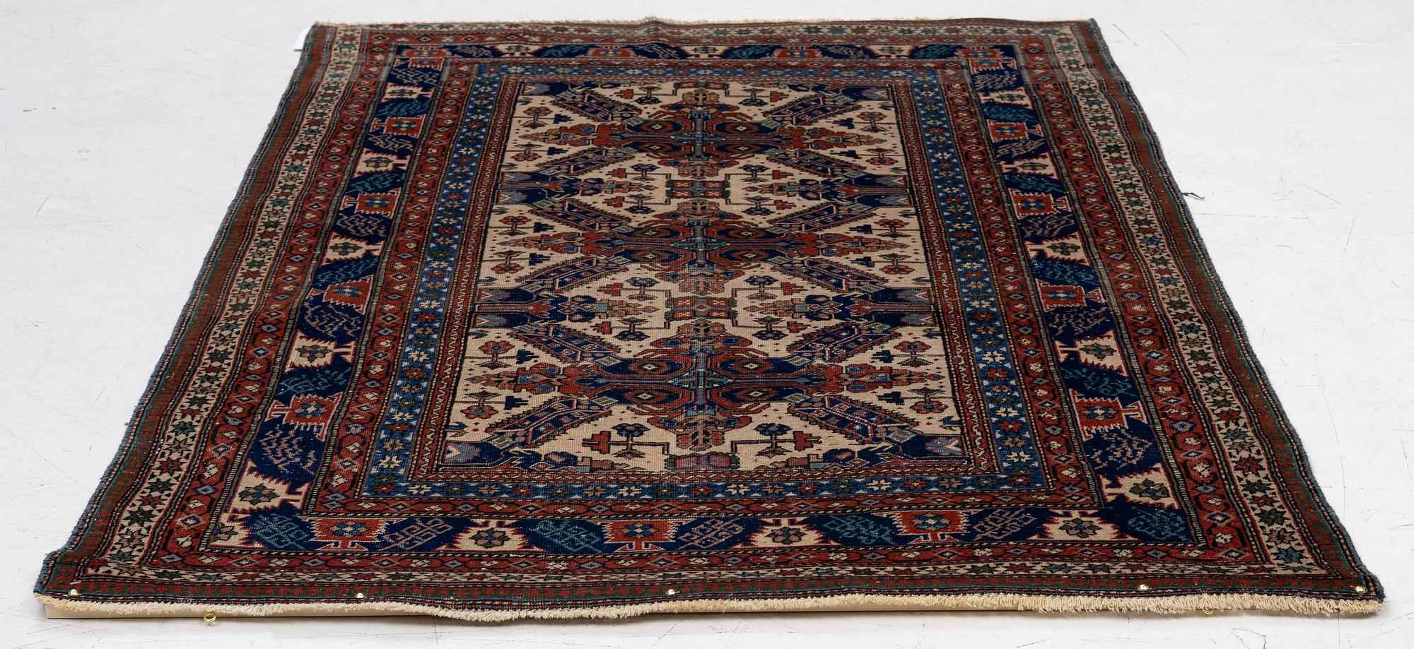 Carpet, northwest Persian, antique, approx. 165 x 120 cm.