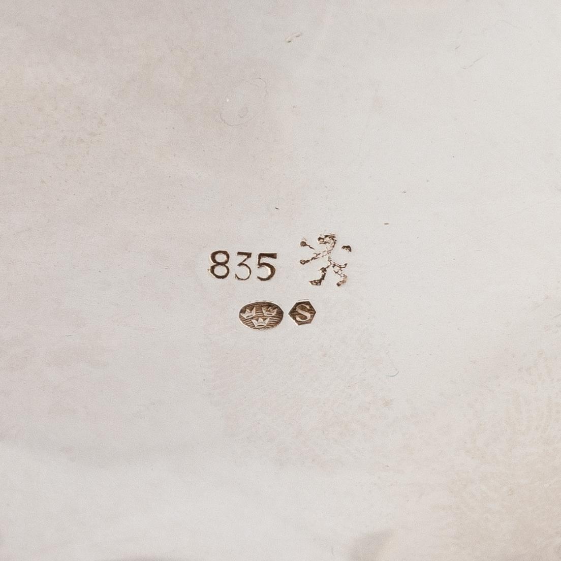 Kaffekanna, rokokostil, silver, svenska importstämplar, 1900-tal.