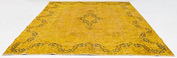 Rug, so-called vintage, approx. 412 x 300 cm.