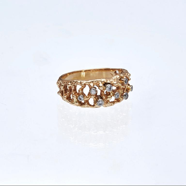 RING, 18K guld med briljantslipade diamanter, ca 0.08 ct.