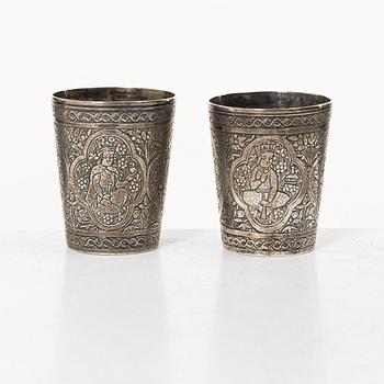 Koppar, ett par, silver, Persien, 1900-talets första hälft.