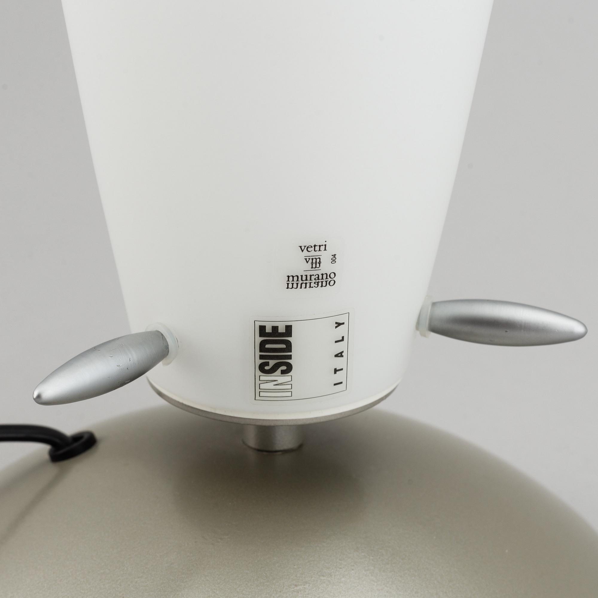 A Vetri Murano, Italy table lamp.