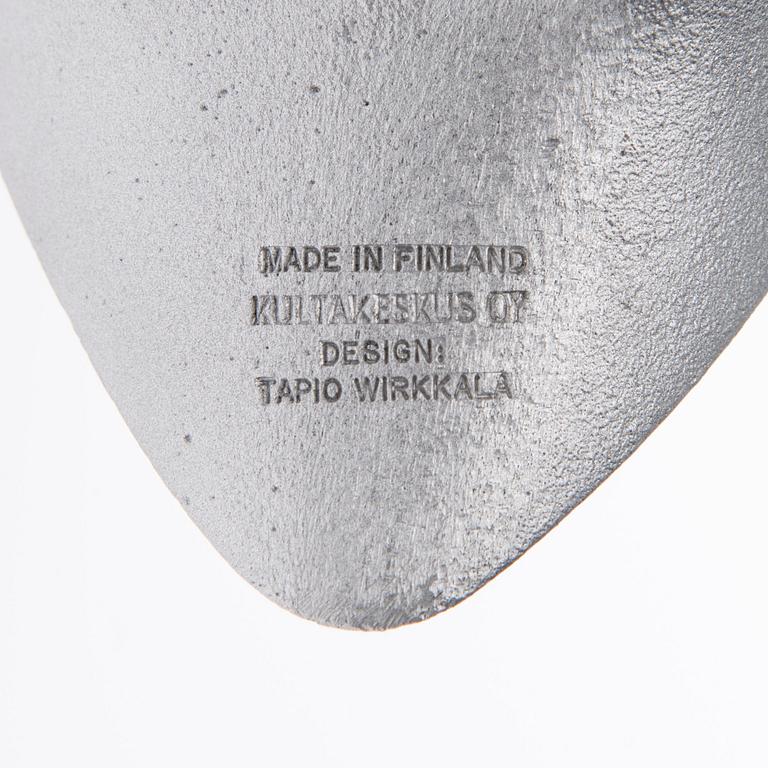 SKULPTUR, Aluminium och glas, "Beckasin". Stämplad Made in Finland, Kultakeskus Oy, Design: Tapio Wirkkala.