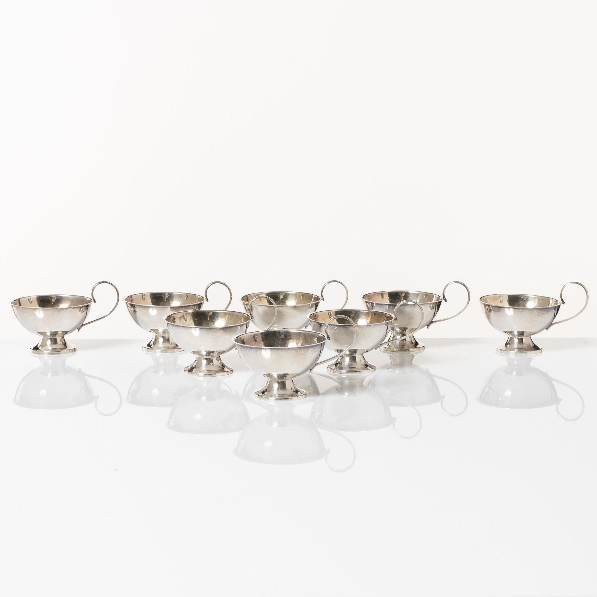 Punschkoppar, 8 st, silver, bl.a. K&EC, Göteborg 1965.