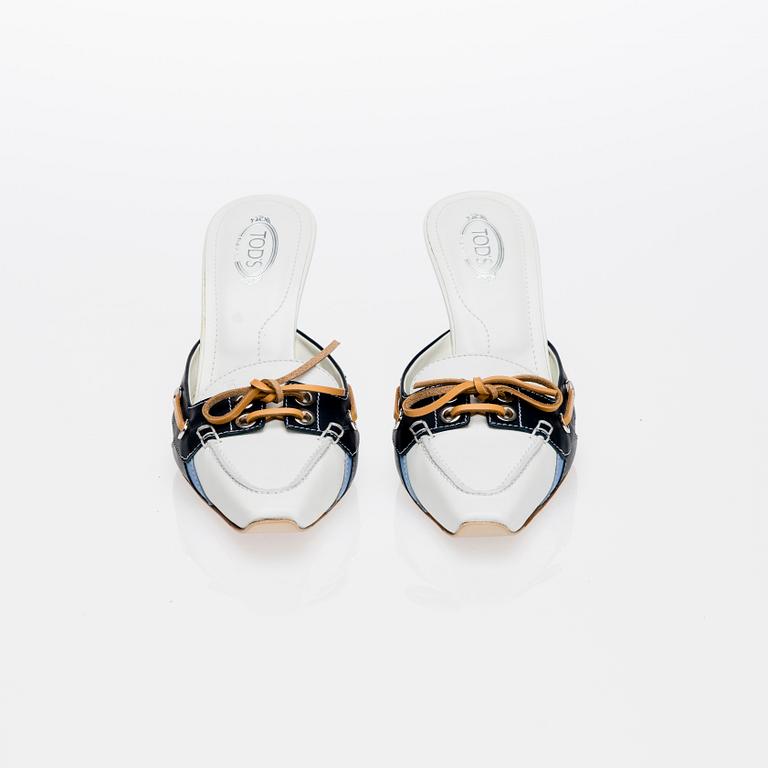 SKOR, Tod's.