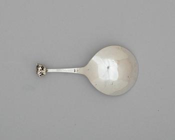 A Swedish 16th century parcel-gilt spoon, unidentified makers mark, possibly Vä.