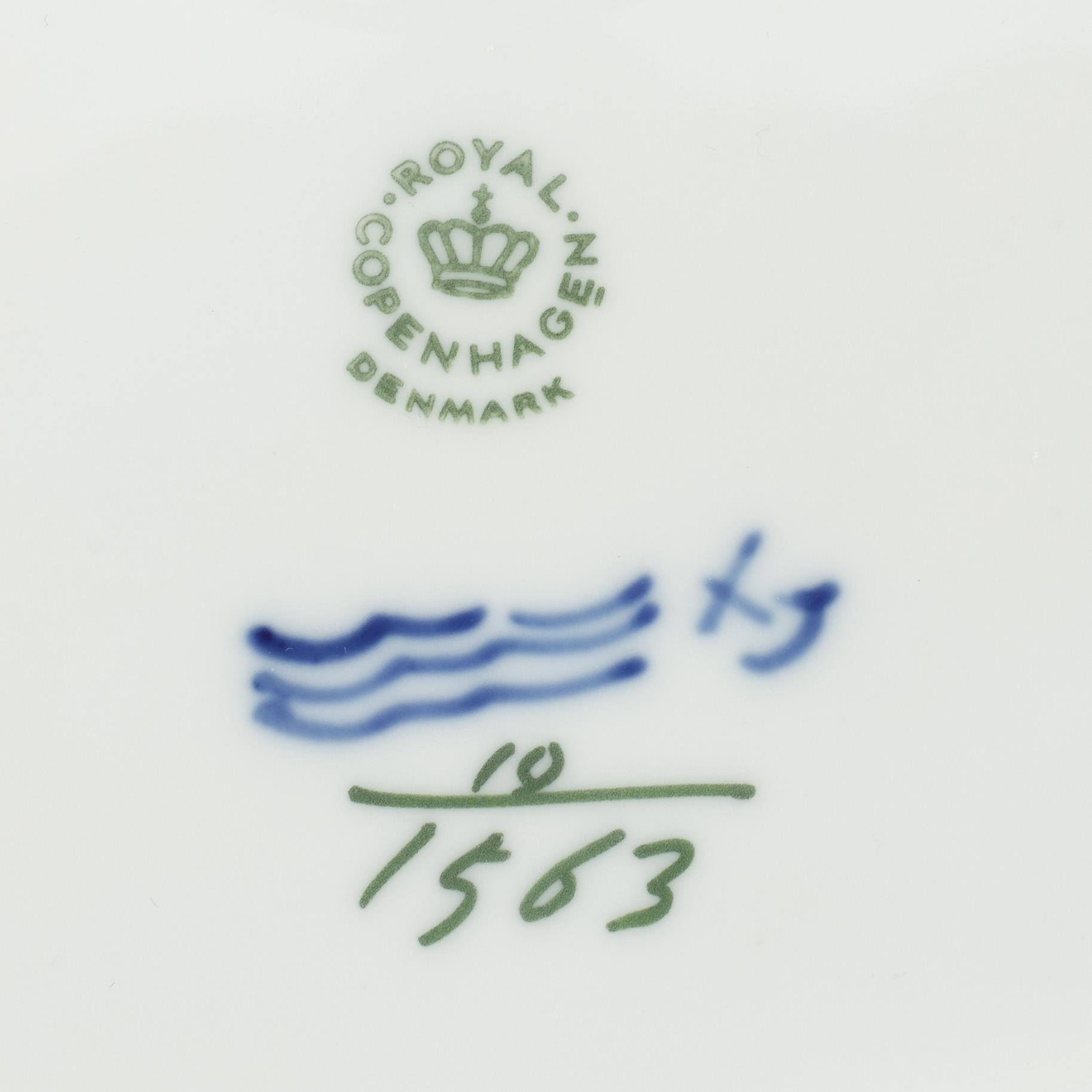 Royal Copenhagen, a 27-piece 'Blå blomst' coffee service, Royal Copenhagen, Denmark.