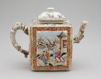 TEKANNA, porslin, Kina 1700-tal.