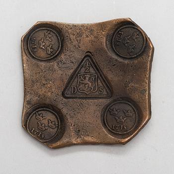A Swedish copper plate coin,  1/2-daler, King Karl XII, 1718.